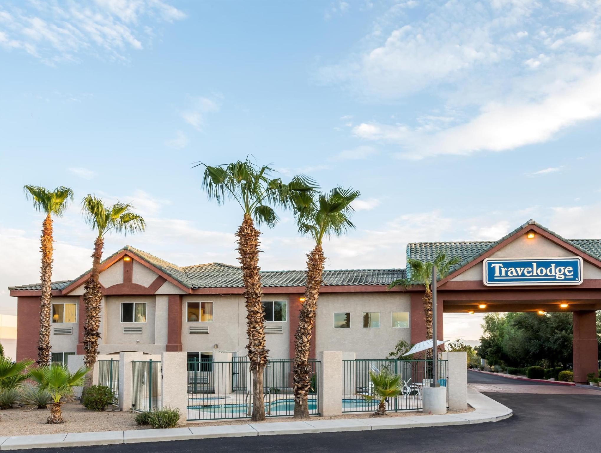 Days Inn By Wyndham Phoenix West Buitenkant foto